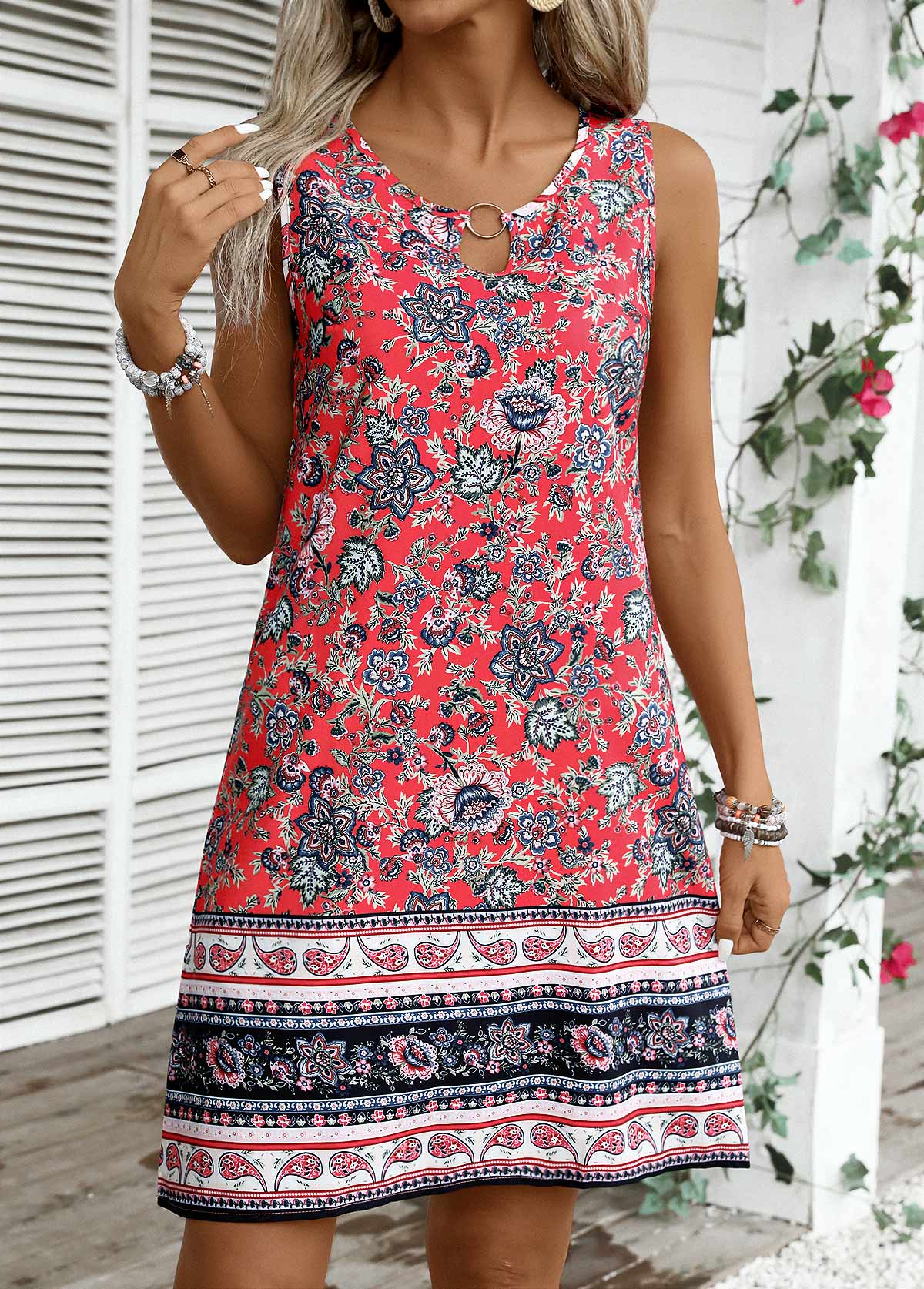 Laiso Coral Circular Ring Tribal Print Sleeveless Round Neck Dress