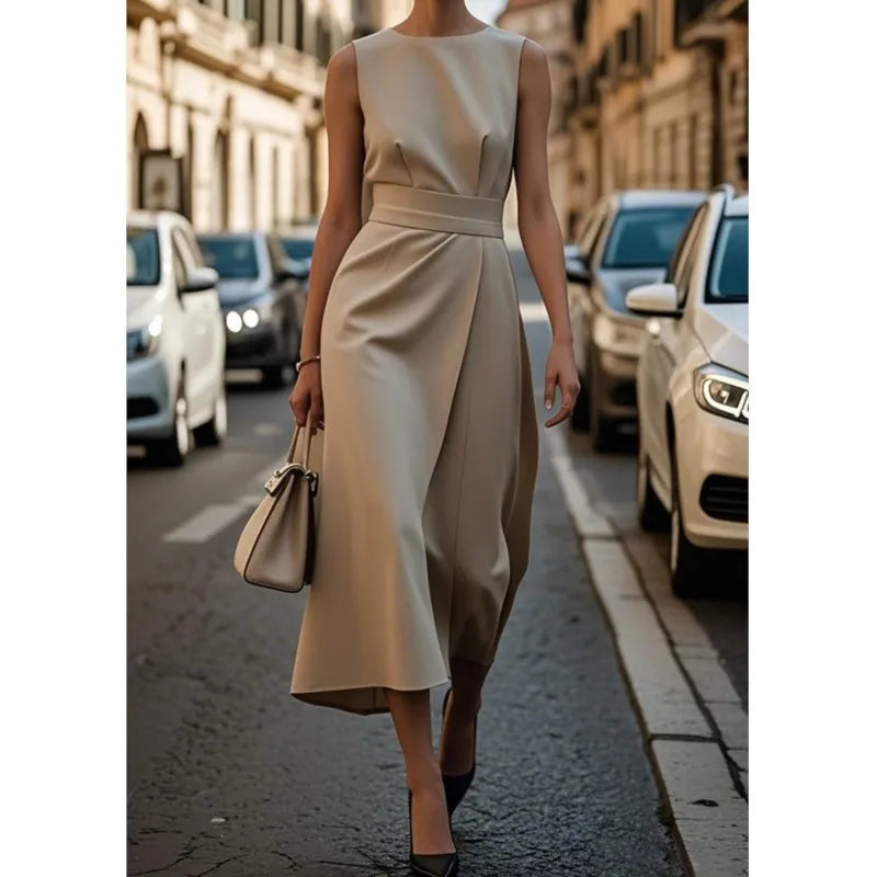 Ryve | Elegant Round Neck Dress